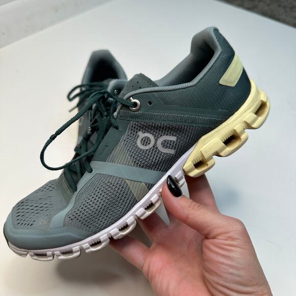 On Cloud Cloudflow Sea Limelight Sneakers - Picture 1 of 8